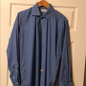 Men’s dress shirt
